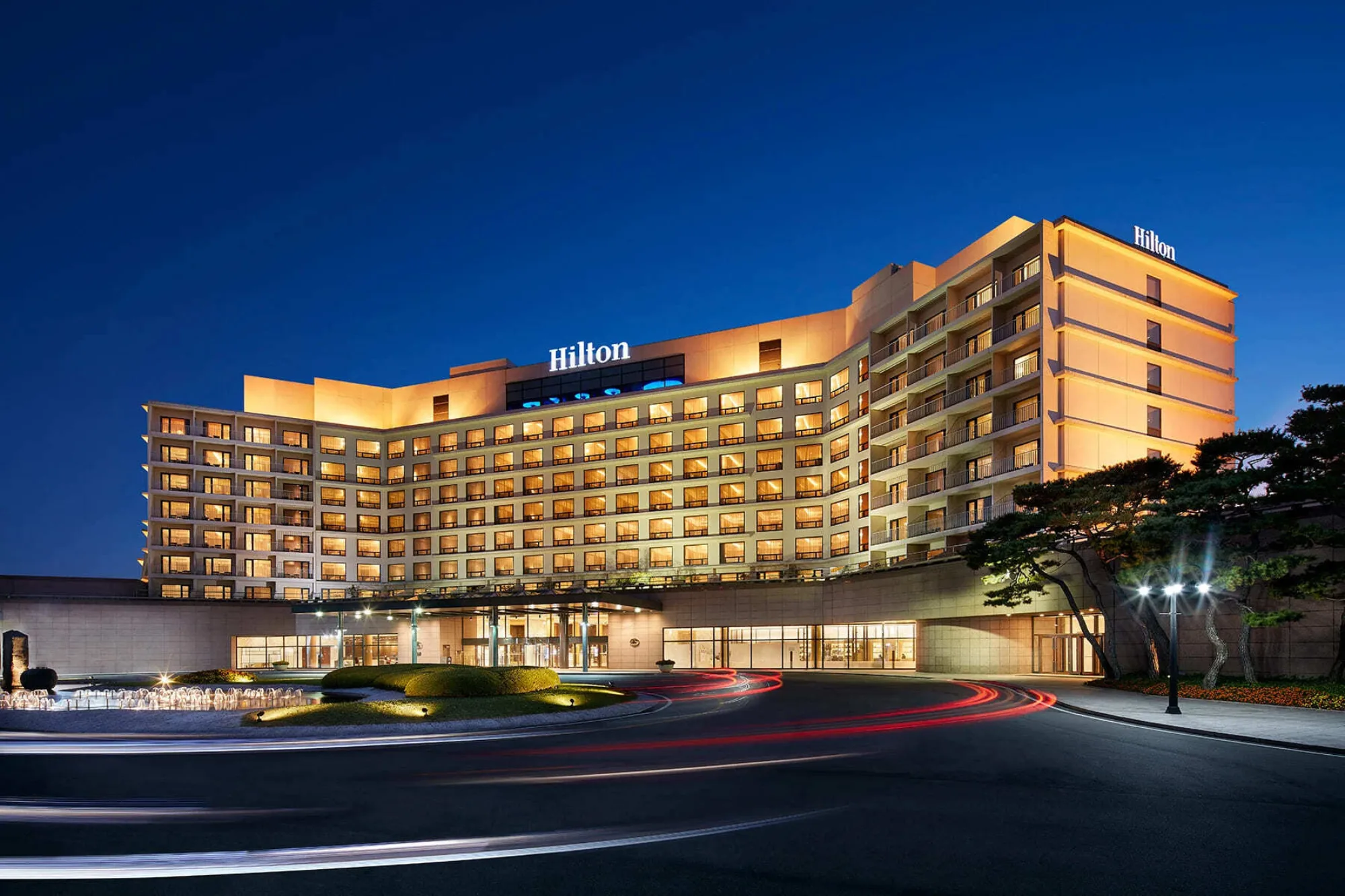 Bowo • Hilton hotels bowo 2