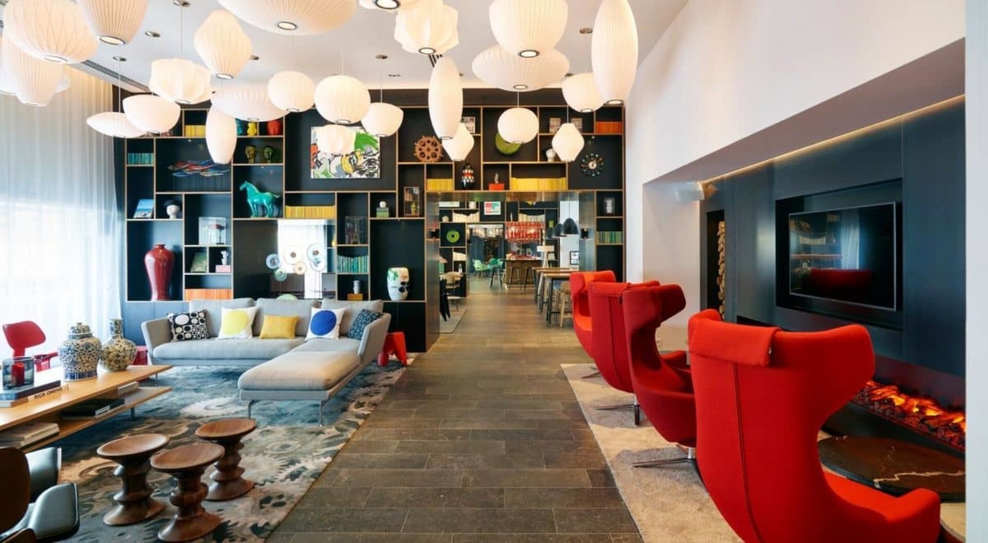 Bowo • Paris Gare de Lyon living room 2